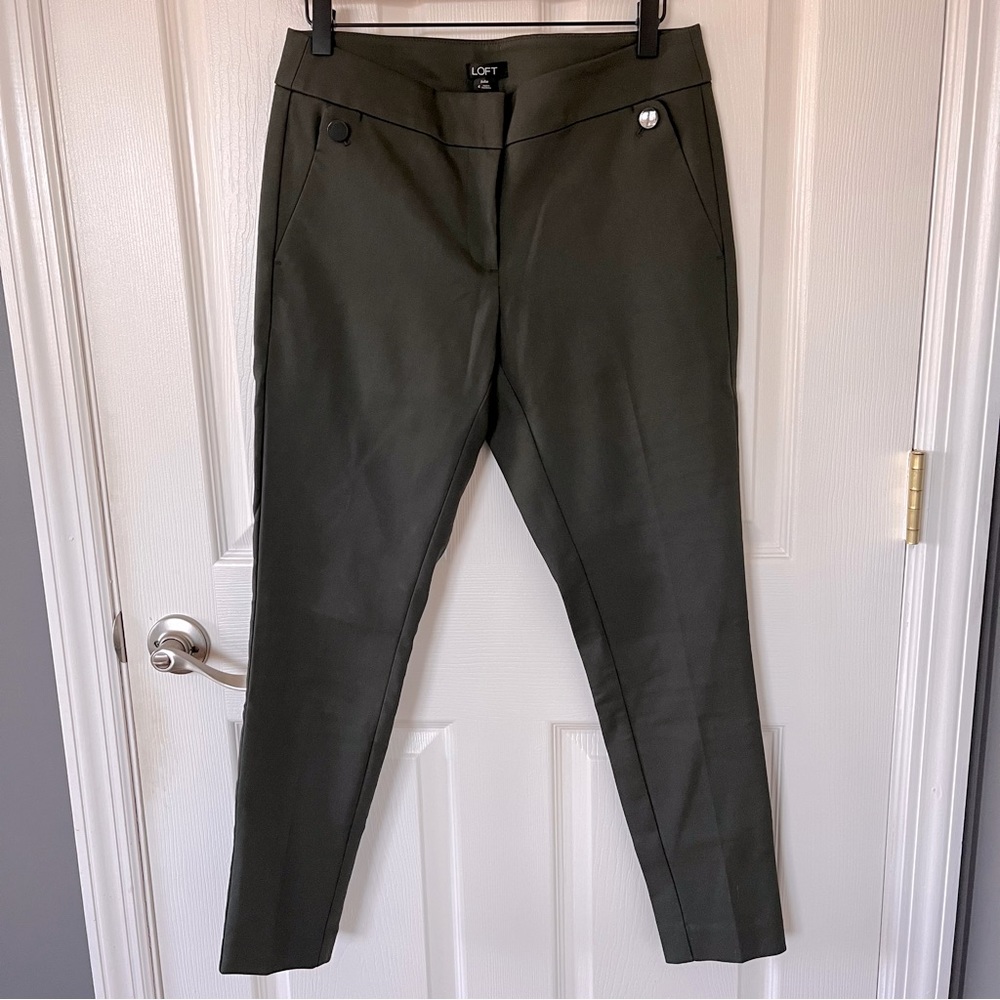 Loft • NWT Julie skinny pants